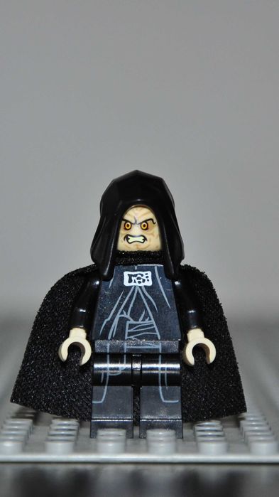 0107 Figurka LEGO sw1107 Star Wars Emperor Palpatine