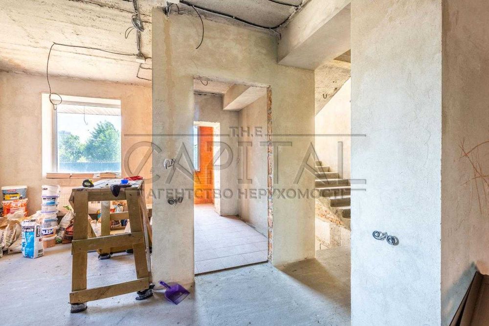 Продаж будинку , Троєщина, Деснянський р-н, КМ закритого типу