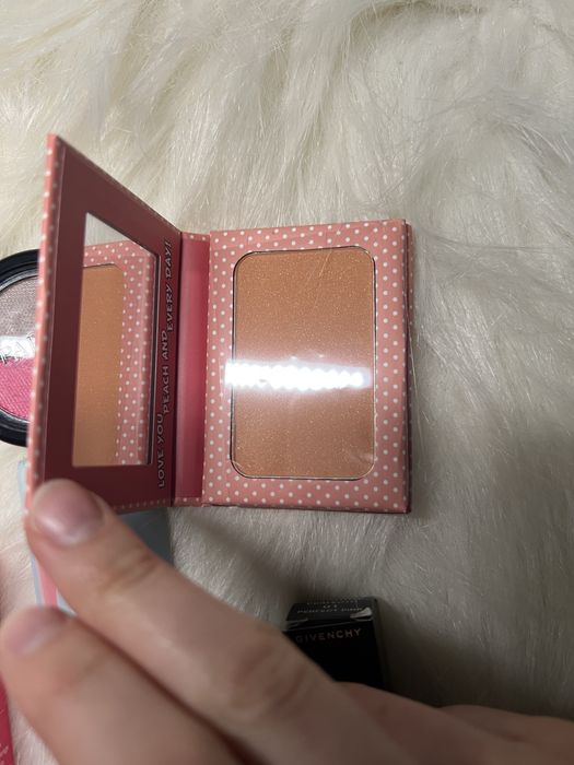 Zestaw kosmetyków Givenchy Paese Skin79