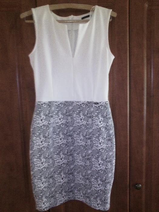 Elegancka sukienka Mohito