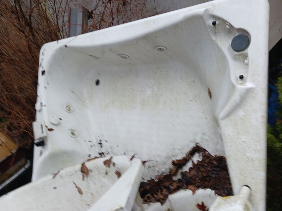Sprzedam jacuzzi bez pompy