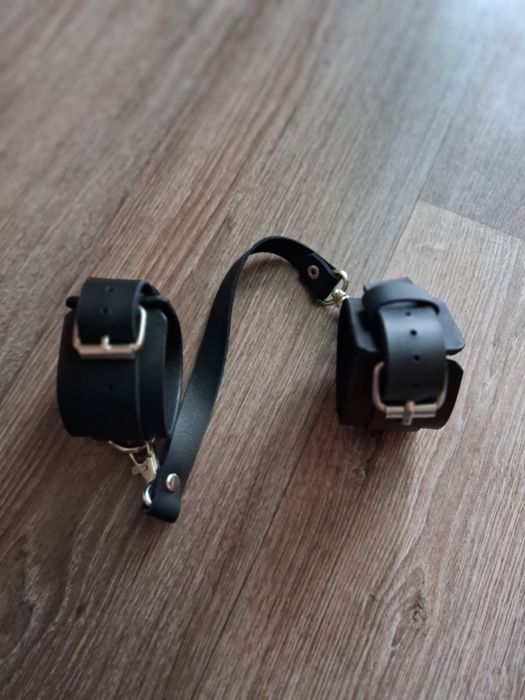 Браслеты для двоих для игр из натуральной кожи ручной работы