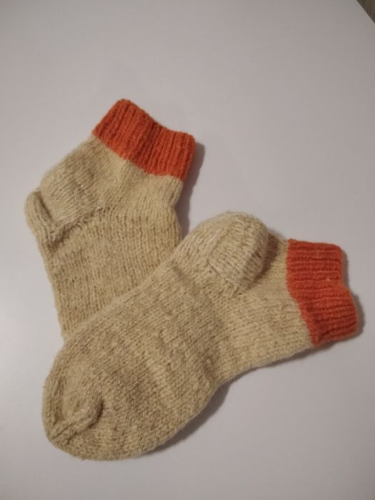 Носочки вязаные ,ручная работа.