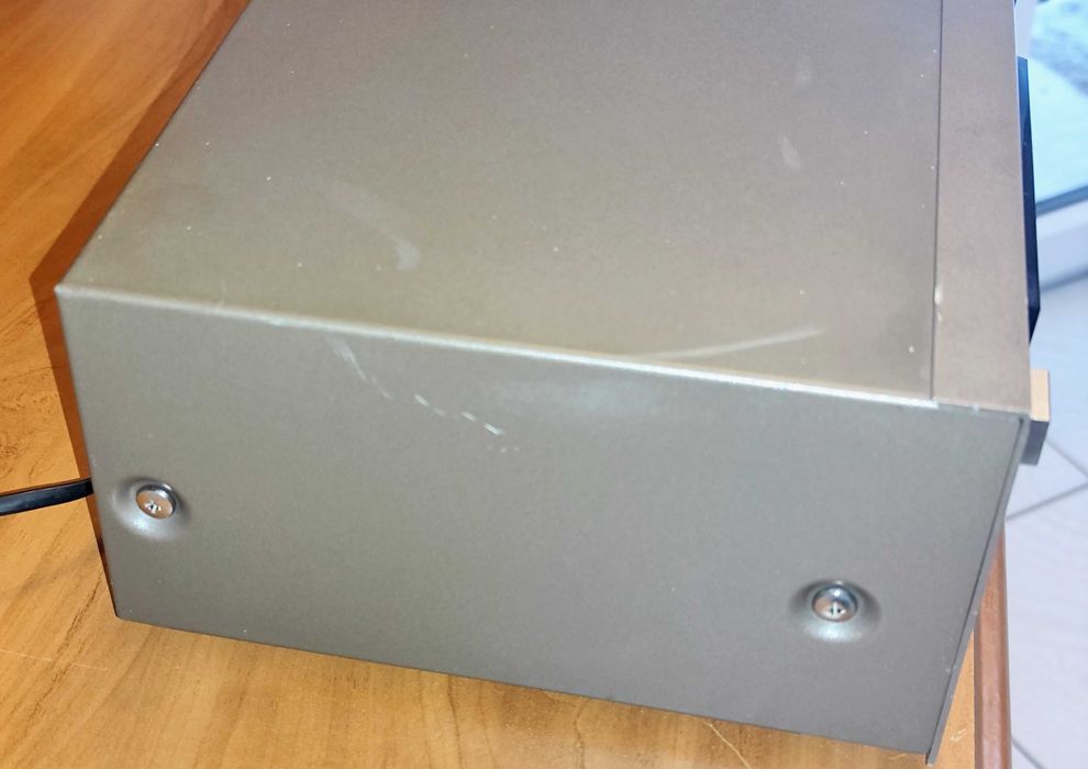 Sprzedam używany magnetofon Deck marki SABA CD 750