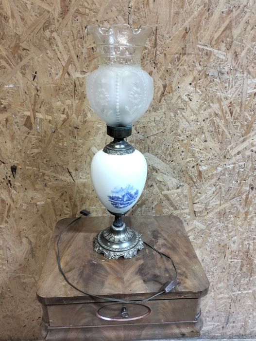 Stara lampa bardzo ładna