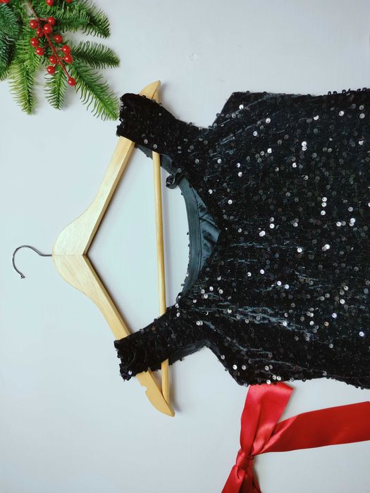 Nowa czarna długa sukienka w rozmiarze M 38