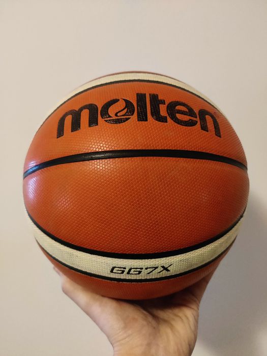 Bola basket molten