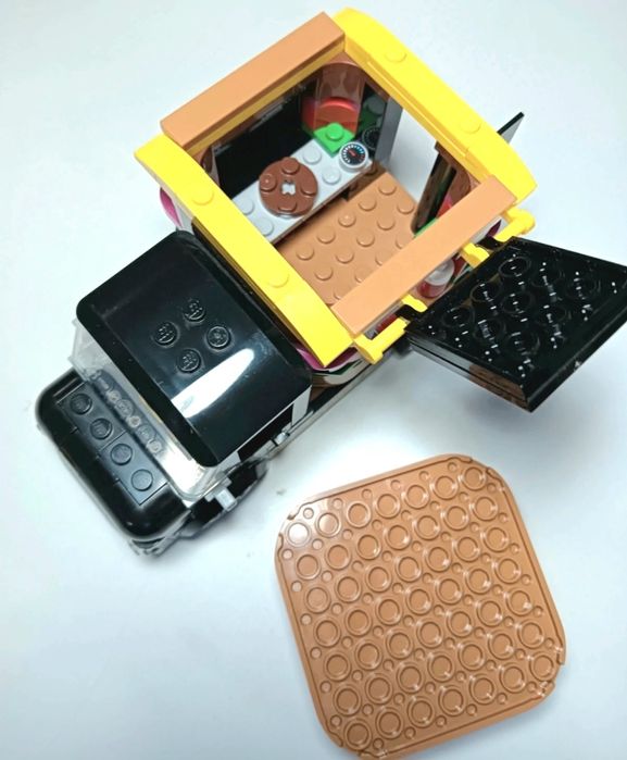 Lego City 60404 - Carrinha de Hambúrgueres