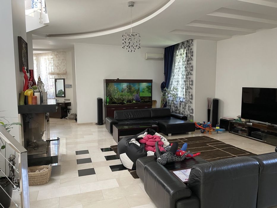 House by the address st. Kulikovo pole pl Oktyabrskoy revolyutsii pl (area 480 m²) - Atlanta.ua - photo 8