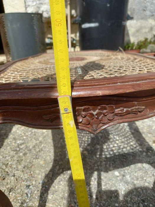 Coffee table with a straw top64750626363395122