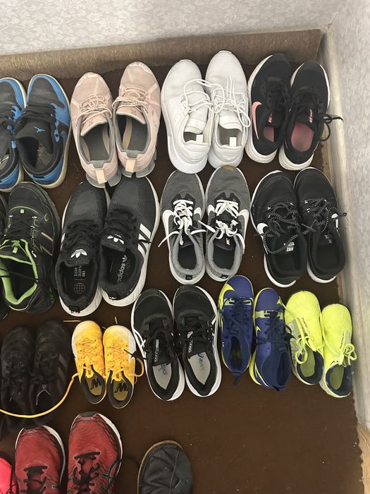 Опт кросівки 22 пари