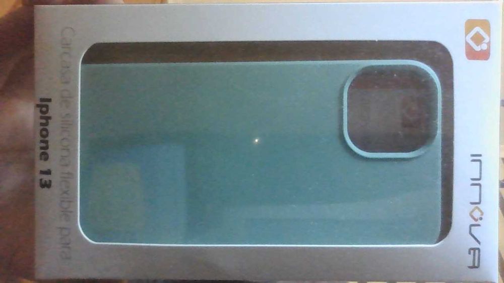 Iphone 13 - Capa/Estojo em silicone, nova em caixa