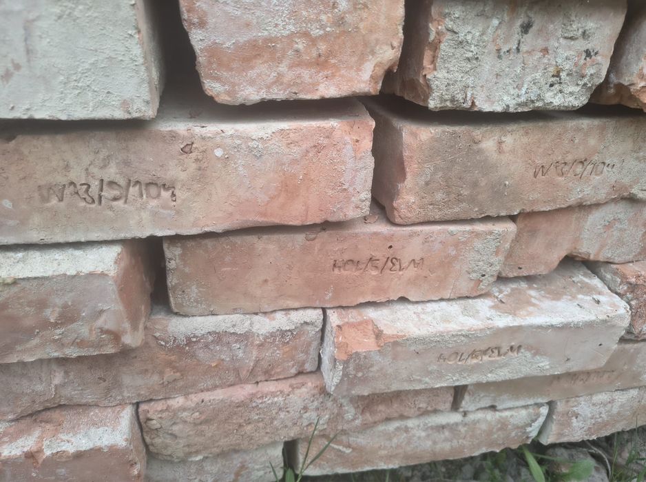 Cegła rozbiórkowa