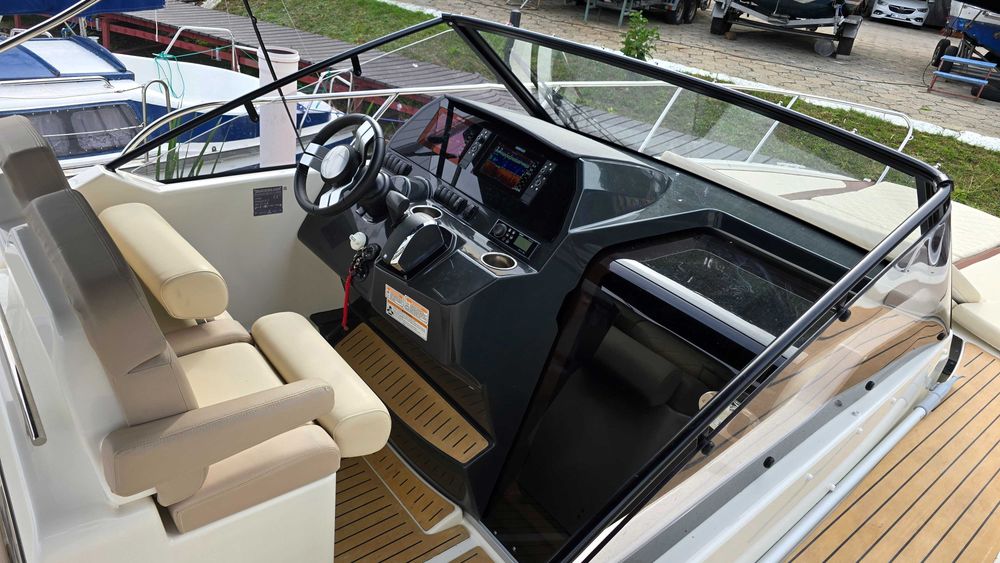 Quicksilver Activ 875 Sundeck Mercury 300 XXL