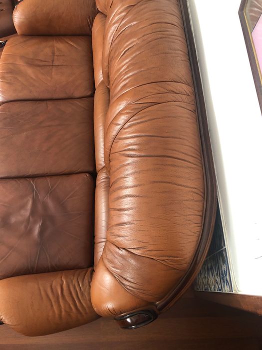 Sofá de cabedal 3 lugares com cama