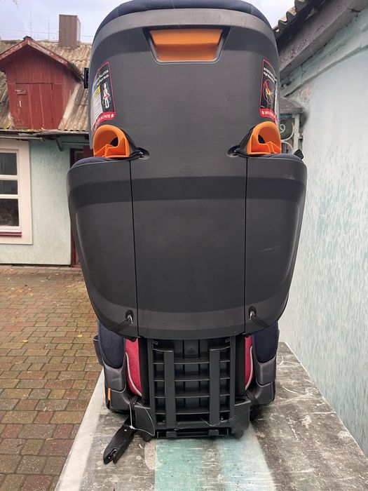 Дитяче автомобільне кресло