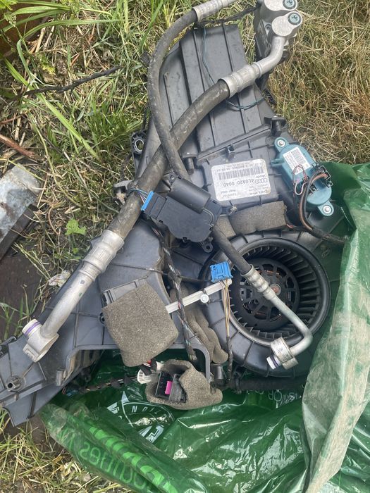 Задній блок клімат-контролю (Rear HVAC) Audi Q7 4L 4L0820004D, оригінал Delphi