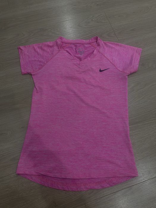 футболка nike спортивная s размер