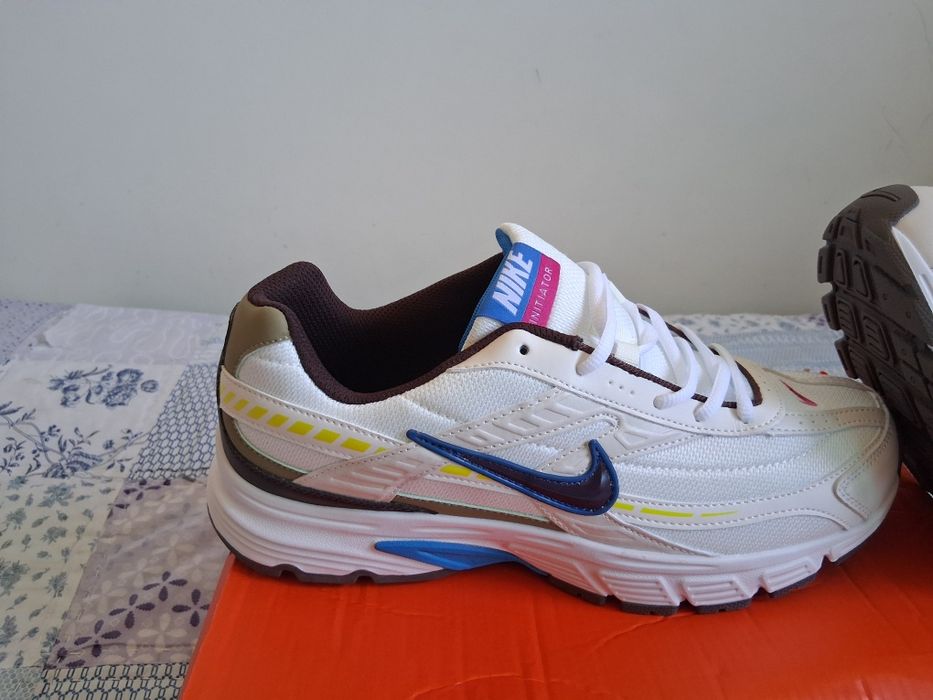 Sapatilhas Nike novas