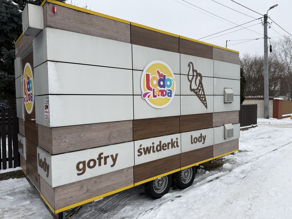 Przyczepa gastronomiczna 2022r lody gofry granita  lodziarnia