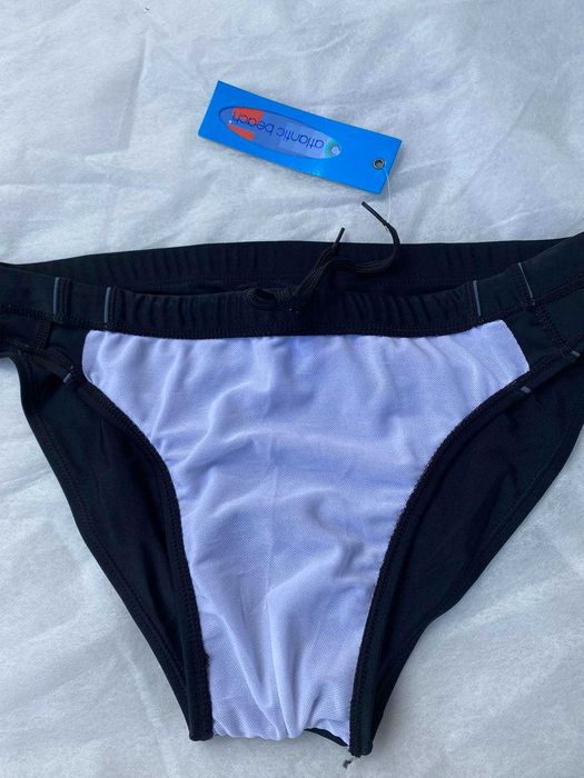 Чоловічі купальні  плавки  розмір 48