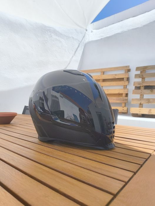 Capacete Icon Airflite Stealth MIPS