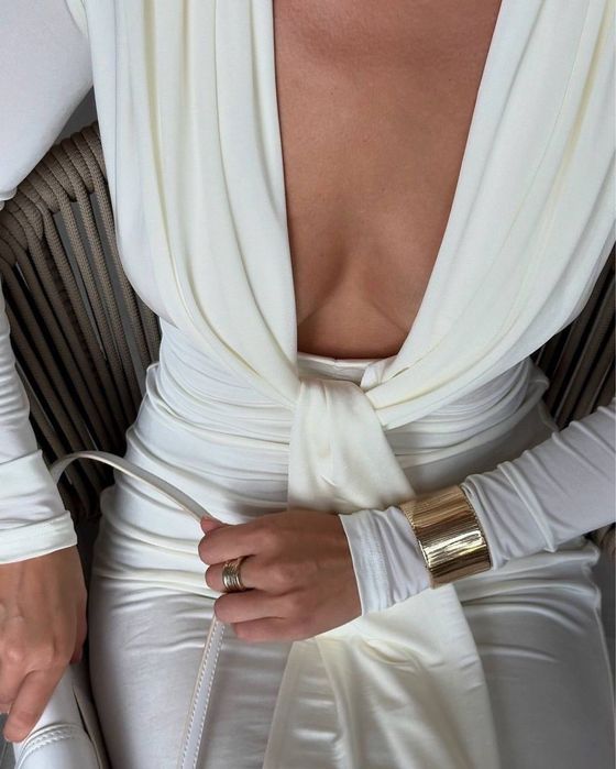 Сукня на будь яку подію