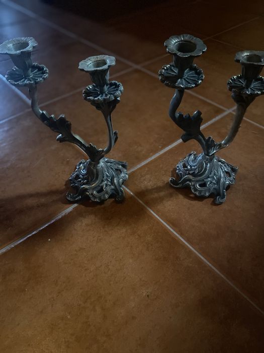 Candelabro antigo estanho