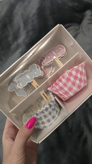 Sprzedam opakowanie na mufinki idealne na garden party , baby shower