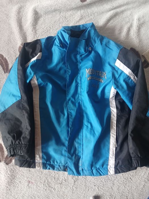 Продам куртку для хлопчика