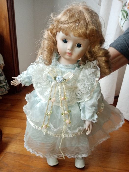 Bonecas de porcelana antigas