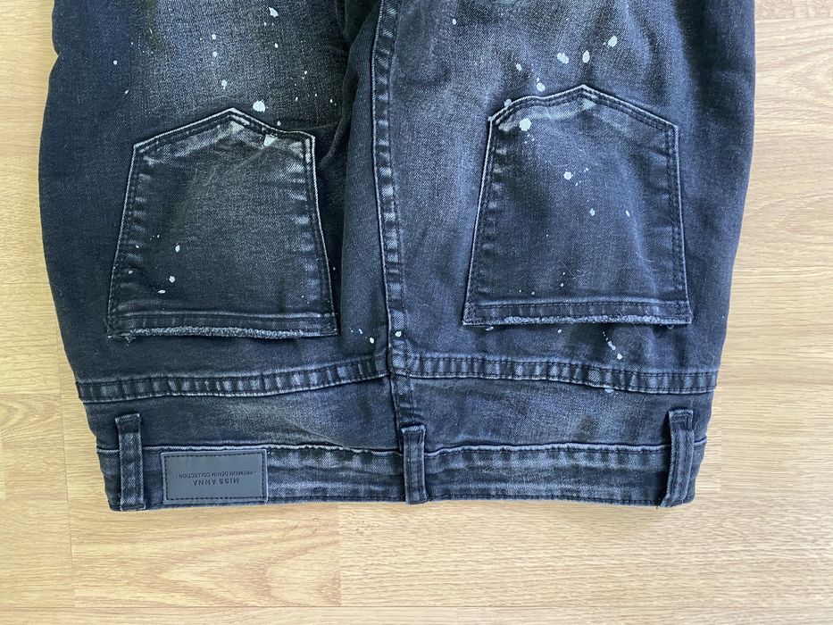 Dzinsy czarne nakrapiane 36