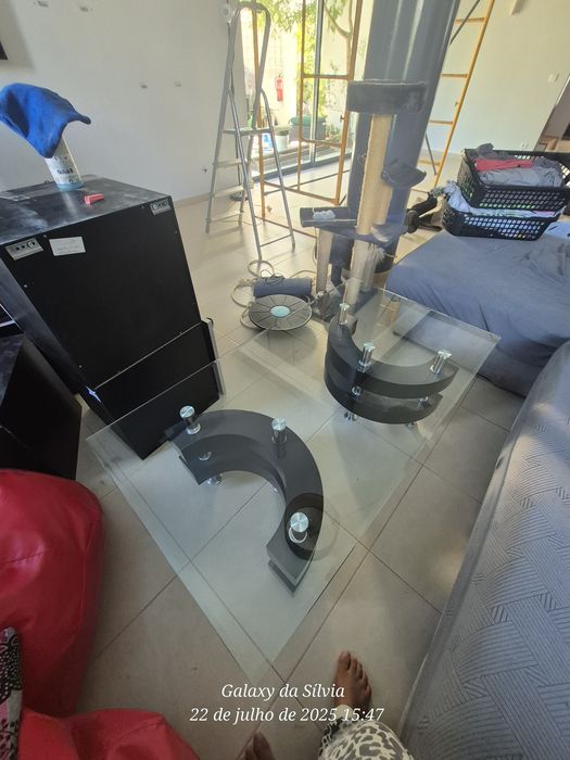 Mesa de sala estar em vidro