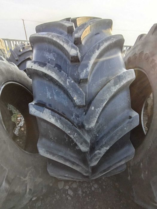 Opona rolnicza 710/70R42 Vredestein Traxion