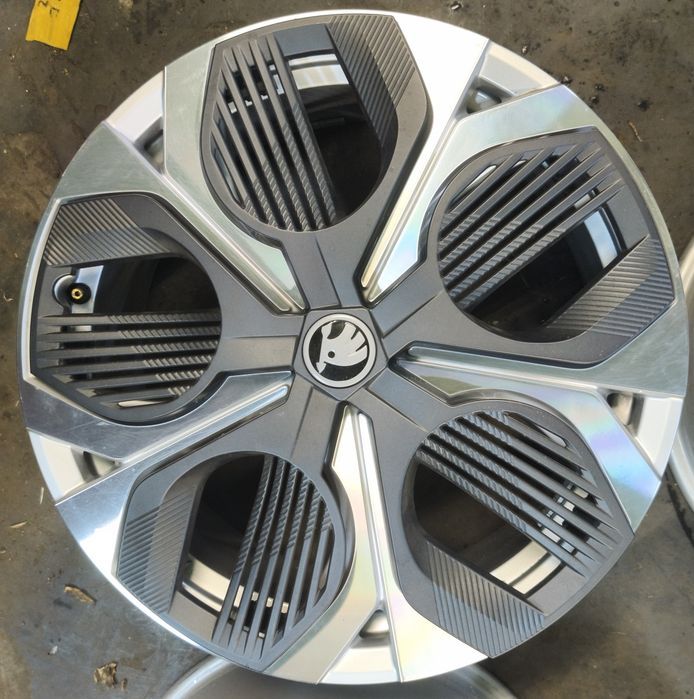Alufelgi 19' 5x112 Skoda Audi VW Jarbet #4.13