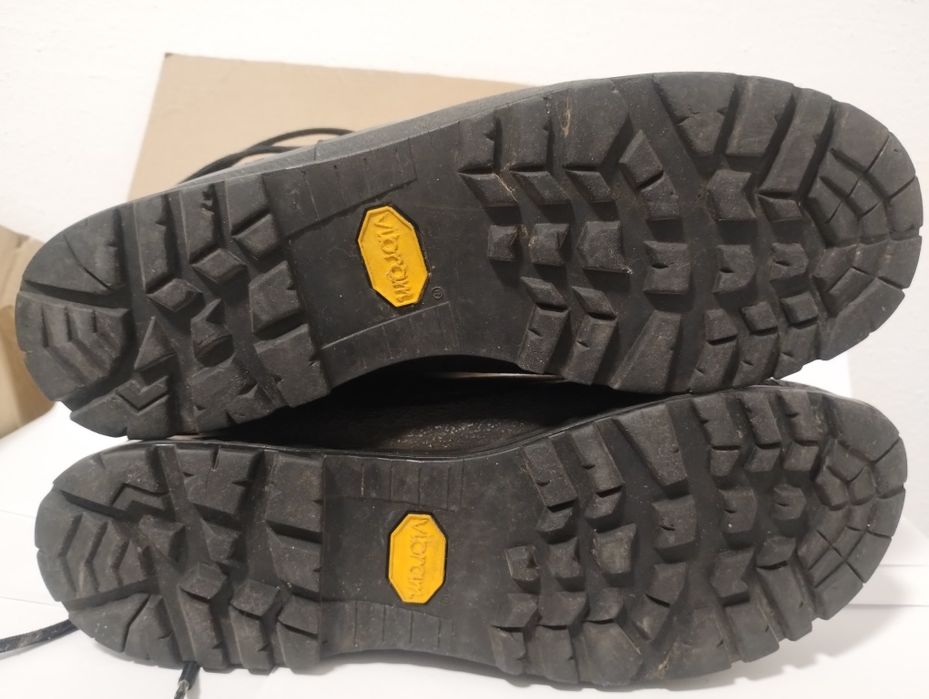 Ботинки черевики берцы Han wag goretex vibram стелька 31 см 48 розмір