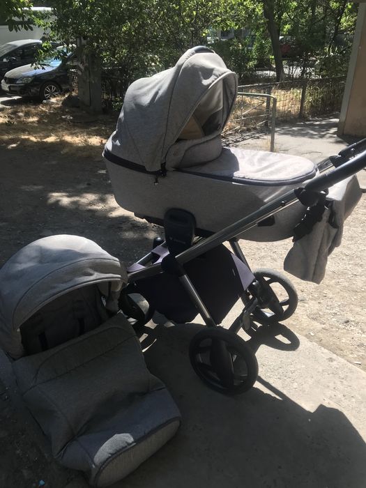 склад Коляски бу в отличном состоянии как новые! Вадатурского  71\1