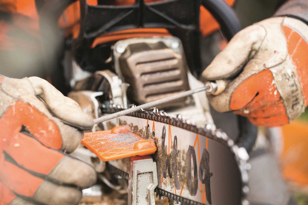 Profesjonalne ostrzenie łańcuchów do pilarek – Belg Tools Nieporęt