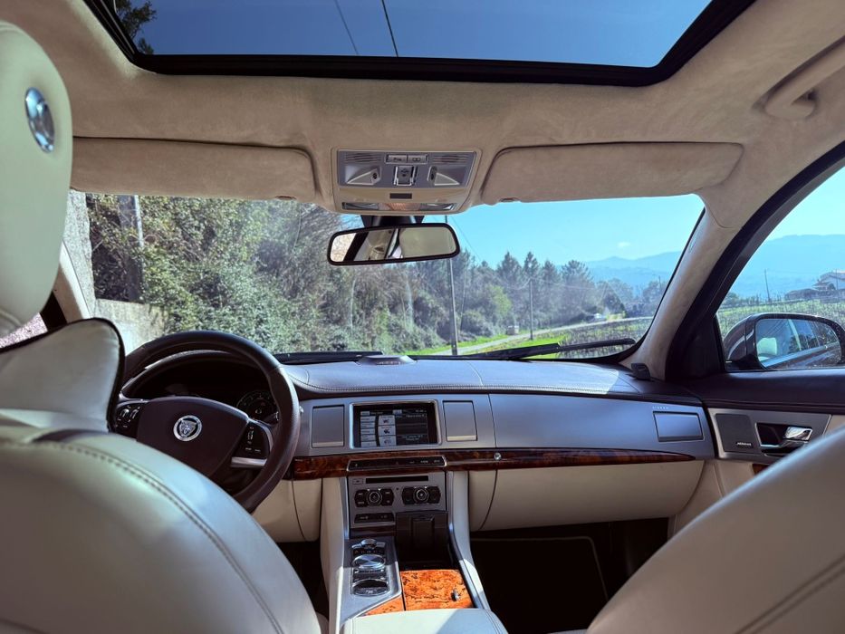 Jaguar XF 3.0 V6 Luxury