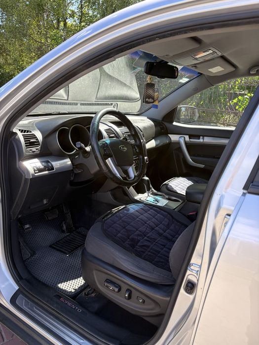 Продам Kia Sorento