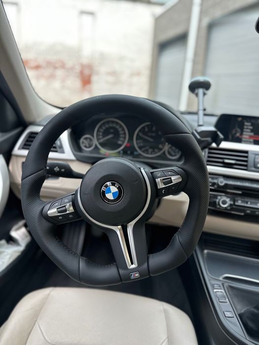 Bmw 318d Touring pack M