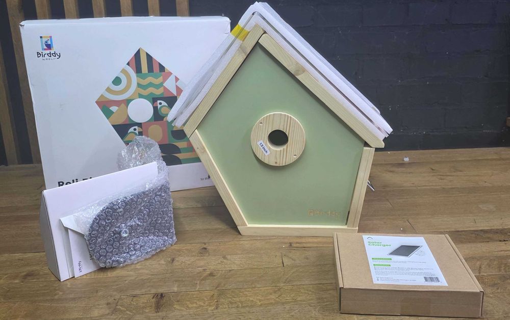 Oryginalny inteligentny domek dla ptaków RELI Birddy z kamerą