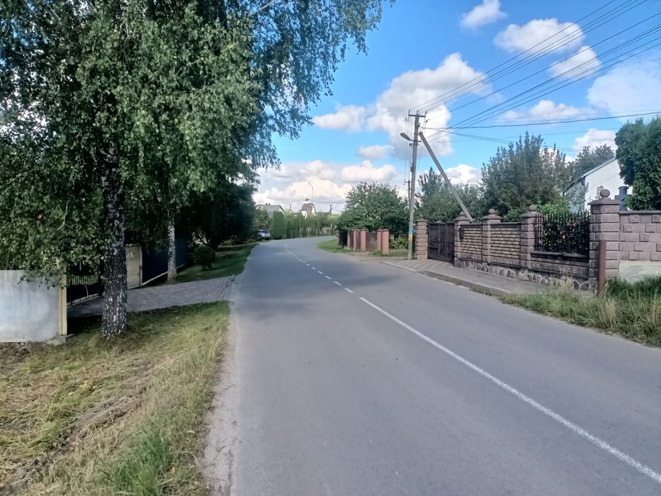 Продаж земельної ділянки с.Суховоля.Центр