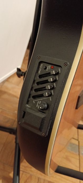 Violão elétrico roundback