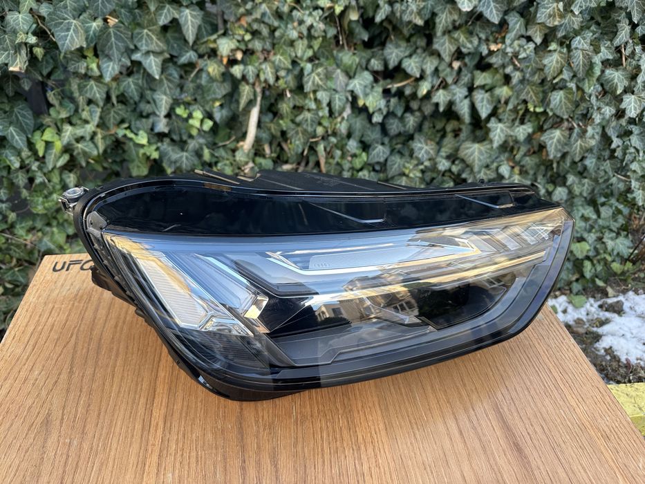 Фара AUDI права Q5 Matrix EU