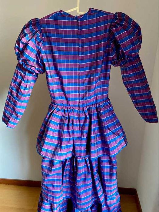 Vestido dama antiga -CARNAVAL
