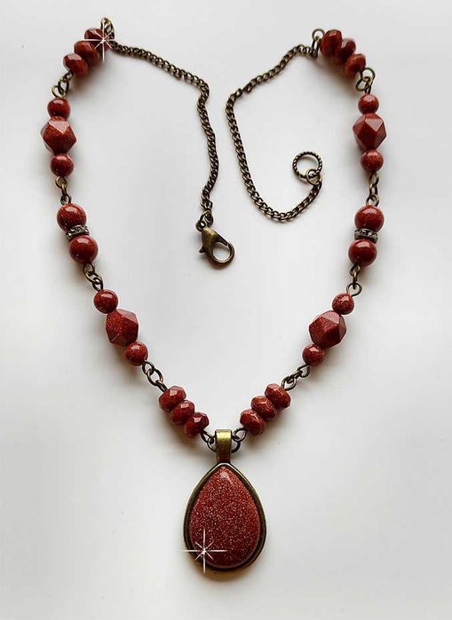 Бусы с золотым песком, чокер , золотой песок