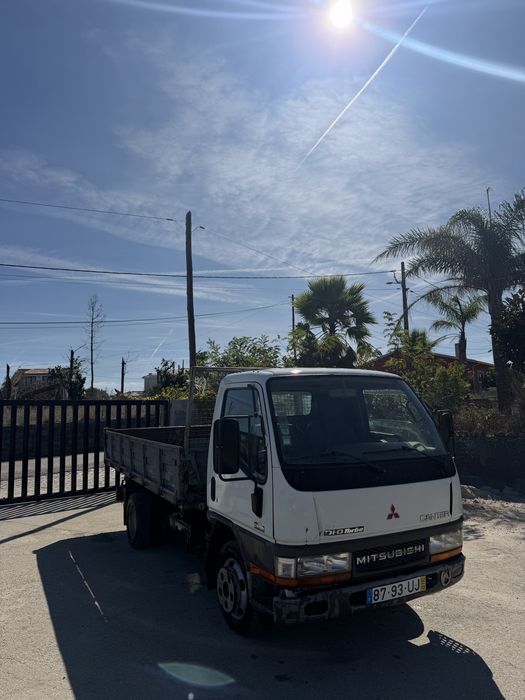 Mitsubishi Canter 3.0 tribasculante ligeira