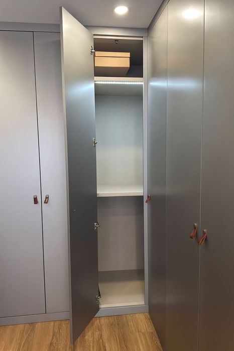 Roupeiro de Quarto em L