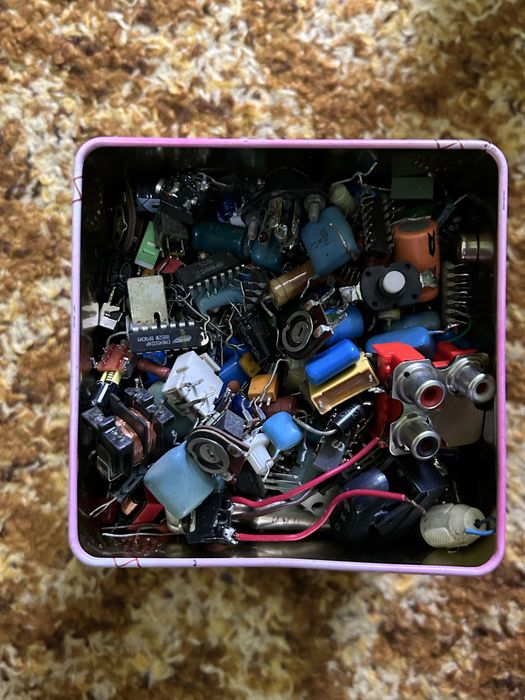 Радиодетали (провода, блоки питания 5V)